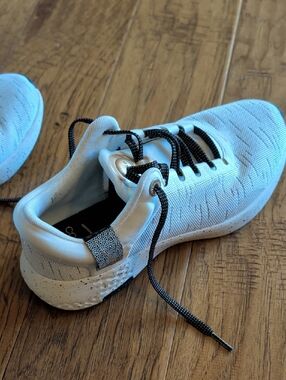 Nike Renew Serenity Running Shoes